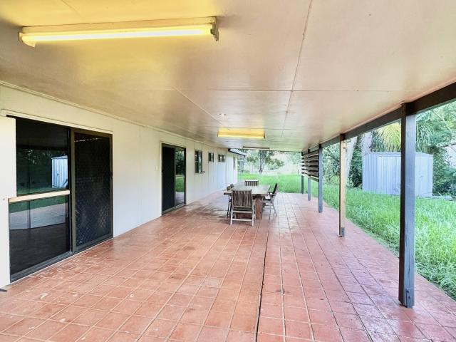 4 Bedroom Renovated and Furnished Home!