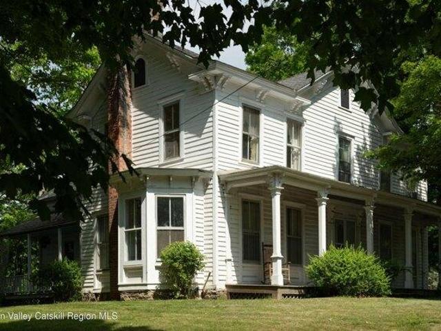 4 bedroom, Rhinebeck NY 12572 105287833