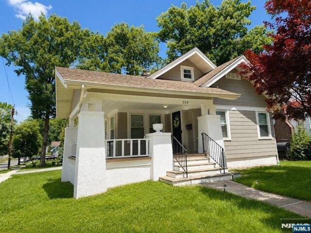 4 bedroom, River Edge NJ 07661 105590156