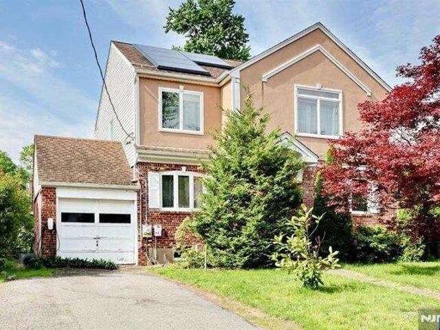4 bedroom, River Edge NJ 07661 105768131