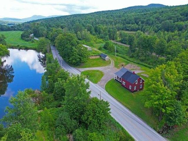 4 bedroom, Richford VT 05476 104853127