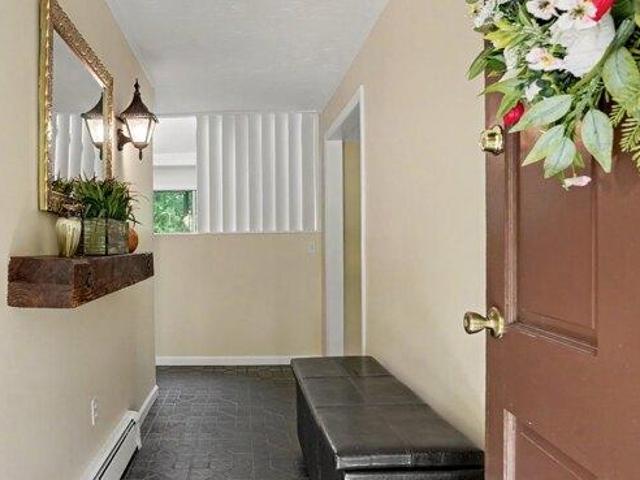 4 bedroom, Ridgefield CT 06877 105428009