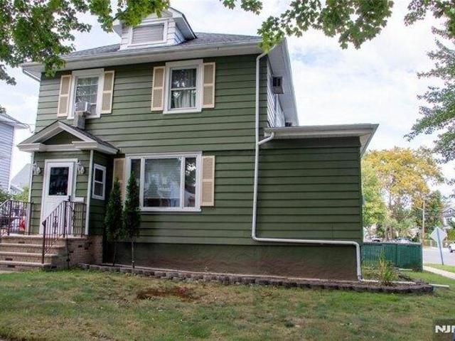 4 bedroom, Ridgefield NJ 07657 105680566