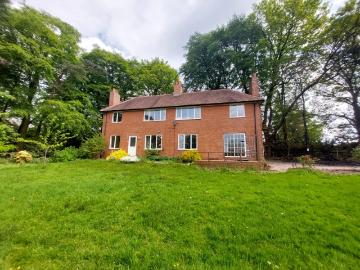 4 bedroom rural Farm house available £1200 plus bi