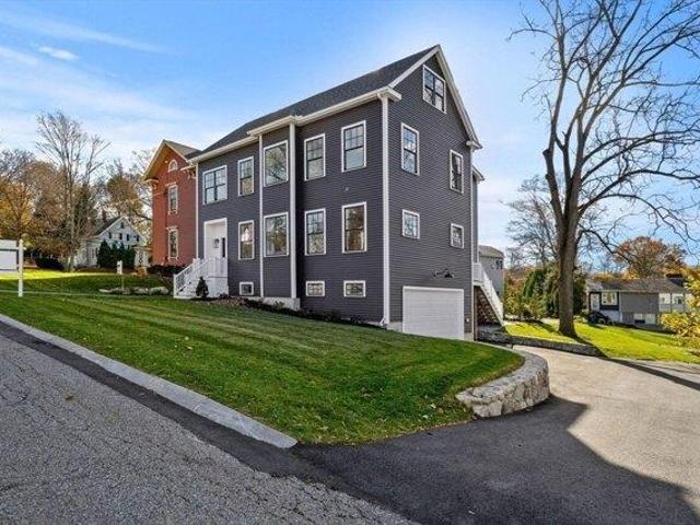 4 bedroom, Woburn MA 01801 105366071