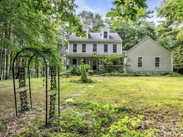 4 bedroom, Woodstock CT 06281 105649564