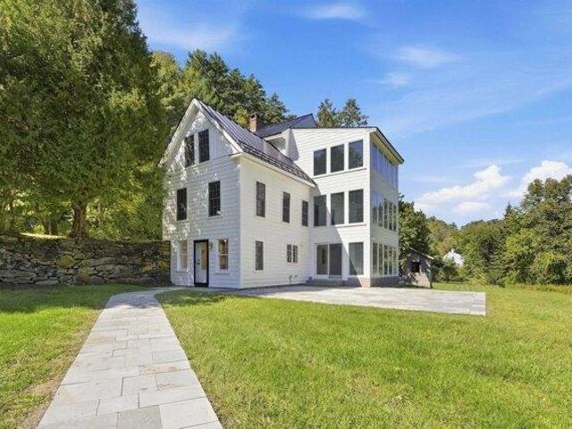 4 bedroom, Woodstock VT 05091 105652181