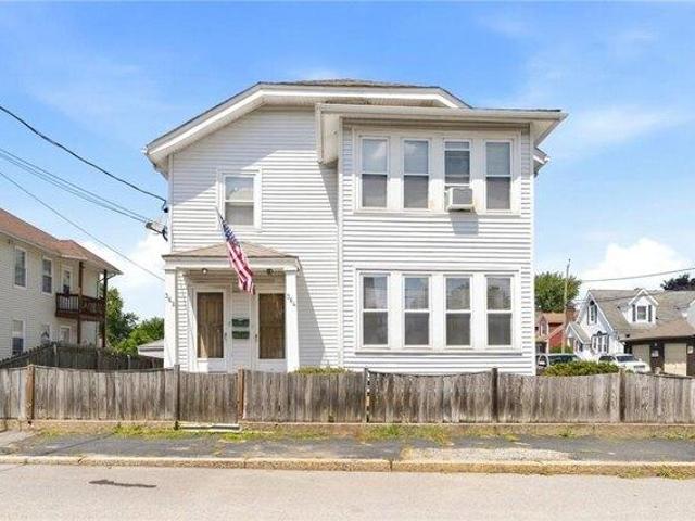 4 bedroom, Woonsocket RI 02895 105477730