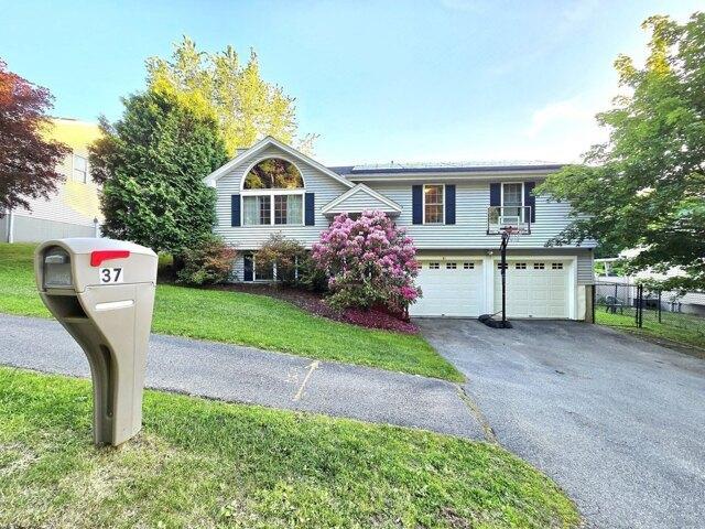 4 bedroom, Worcester MA 01609 105341344