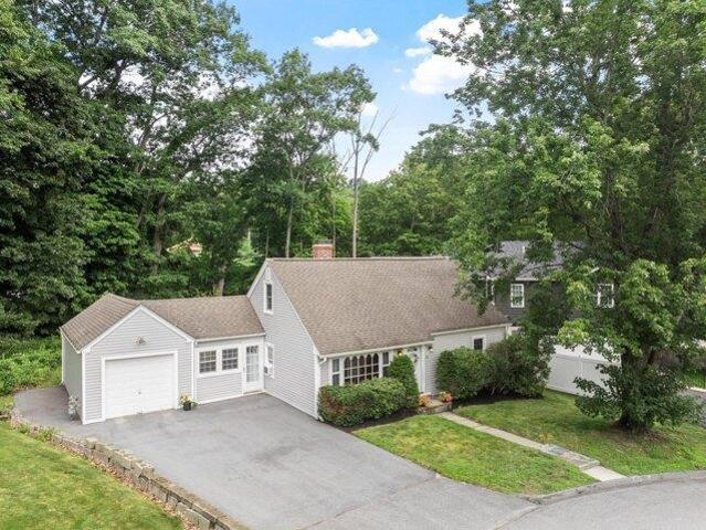 4 bedroom, Worcester MA 01602 105400264