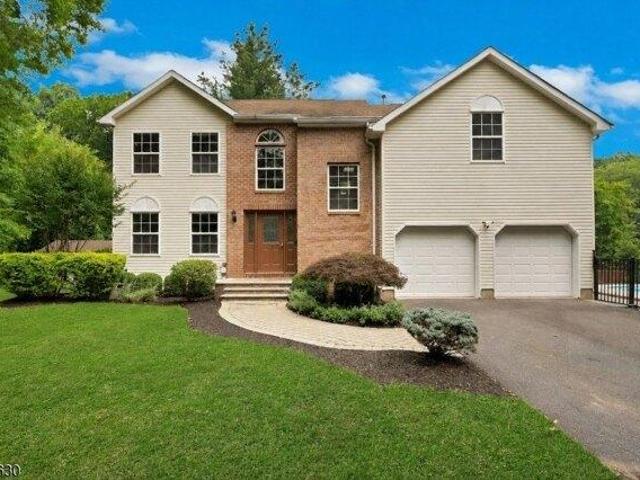 4 bedroom, Watchung NJ 07069 104757746