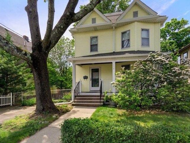 4 bedroom, Watertown MA 02472 105418753