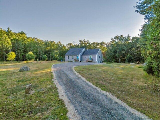 4 bedroom, Waterboro ME 04087 105813605