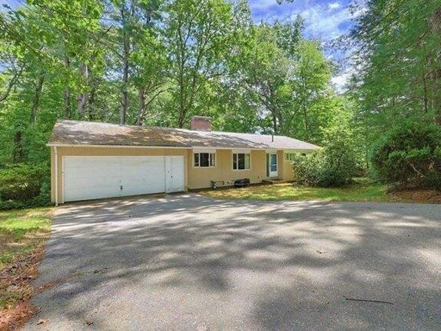 4 bedroom, Wayland MA 01778 104688993