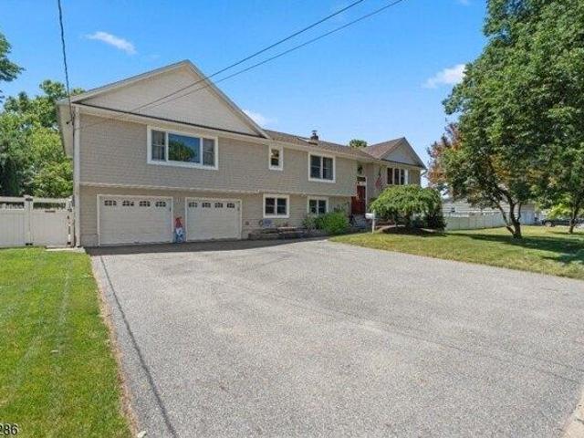 4 bedroom, Wayne NJ 07470 103627614