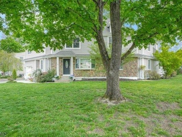4 bedroom, Wayne NJ 07470 103666782
