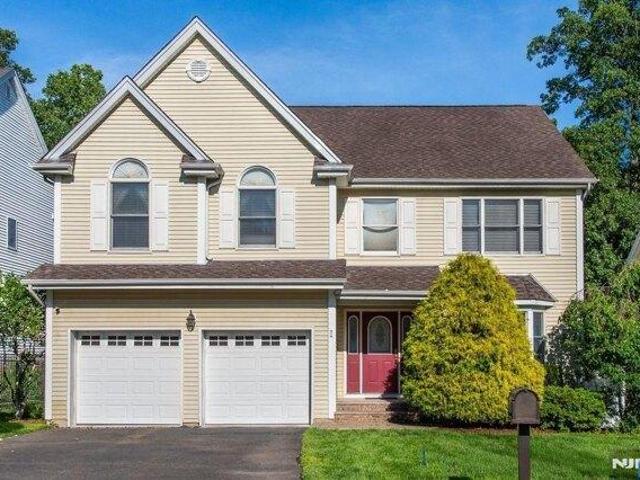 4 bedroom, Waldwick NJ 07463 105232906