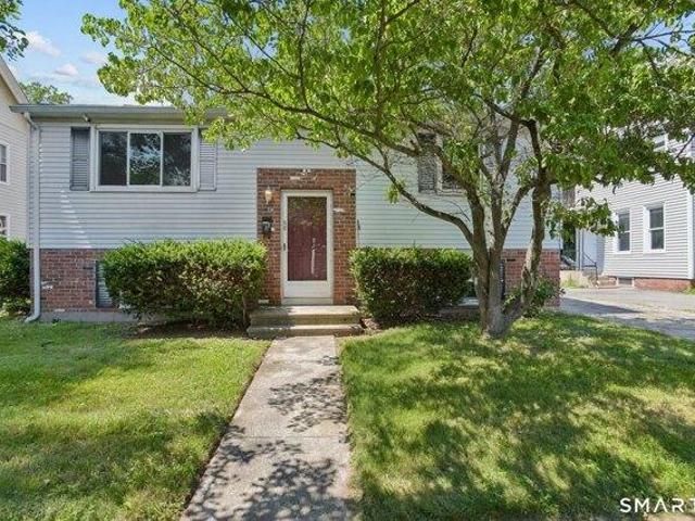 4 bedroom, Wallingford CT 06492 105441471