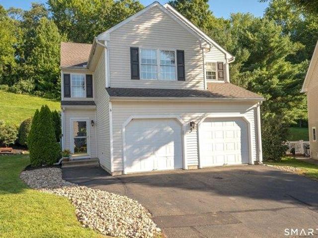 4 bedroom, Wallingford CT 06492 105494681