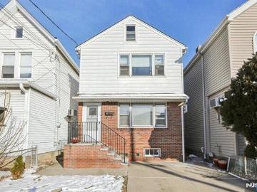 4 bedroom, Wallington NJ 07057 103187944
