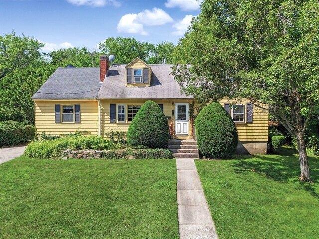 4 bedroom, Walpole MA 02081 105384405