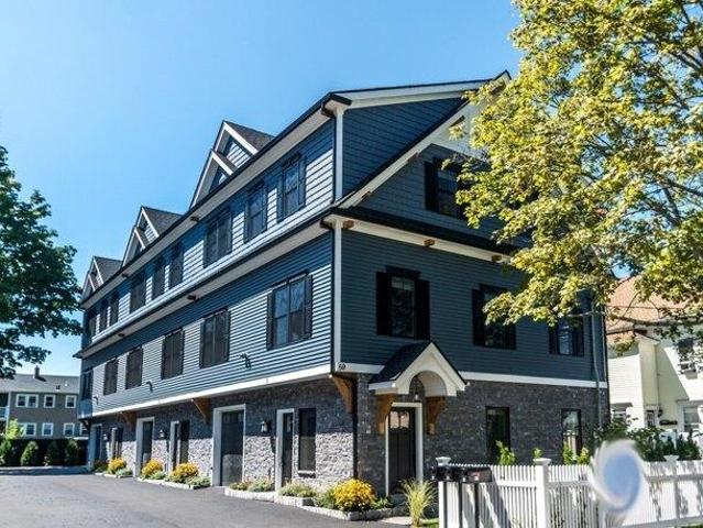 4 bedroom, Waltham MA 02453 105403695