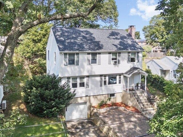 4 bedroom, Waltham MA 02453 105557944