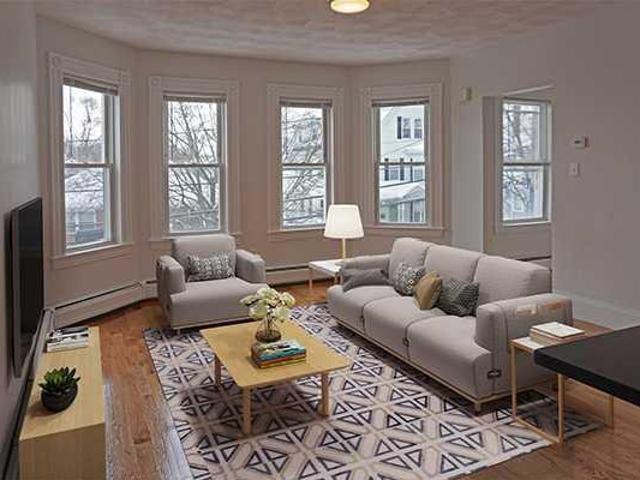 4 bedroom, Waltham MA 02453 LS98396028