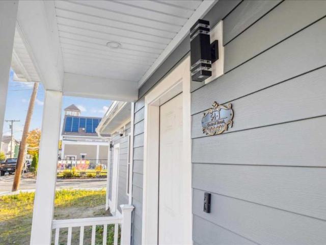 4 bedroom, Waltham MA 02453 LS98396983