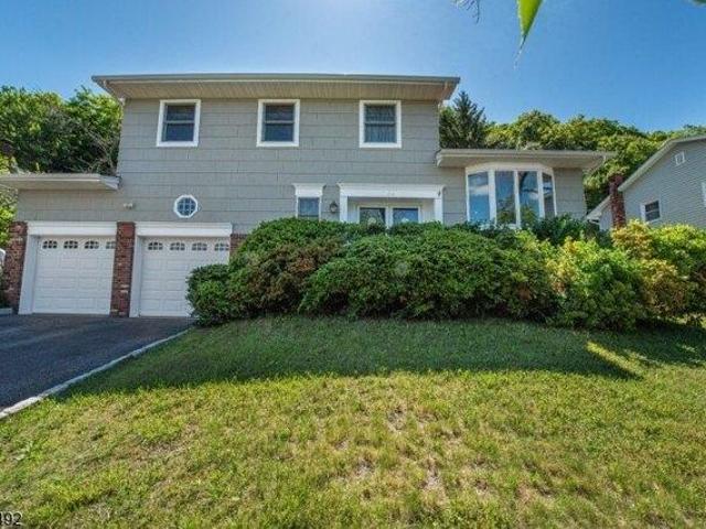 4 bedroom, Wanaque NJ 07465 105256530