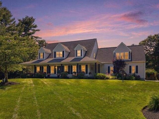 4 bedroom, Wareham MA 02576 105558042