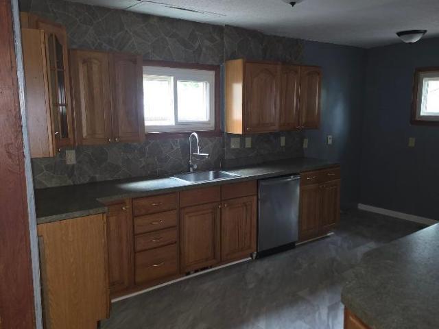 4 bedroom, Warren OH 44484 106218351