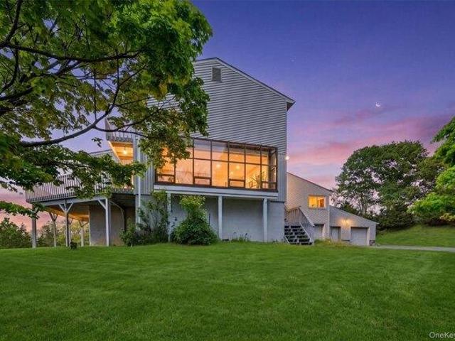 4 bedroom, Warwick NY 10990 105286884