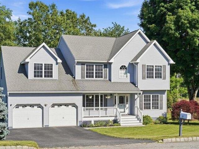 4 bedroom, Warwick NY 10990 105318822