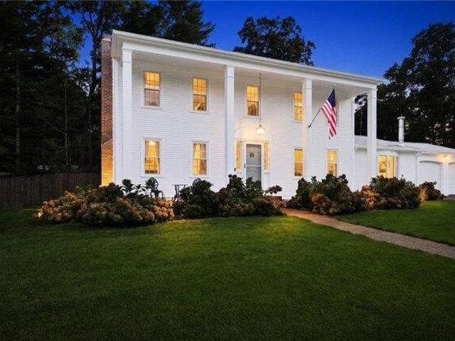 4 bedroom, Warwick RI 02886 105426865