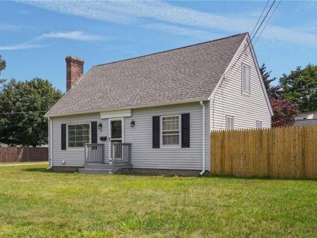 4 bedroom, Warwick RI 02889 105477125