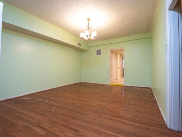 4 bedroom, Washington DC 20002 103898375