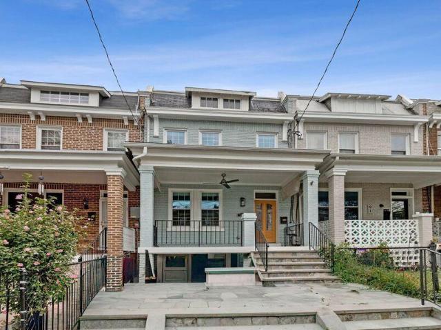 4 bedroom, Washington DC 20011 104612561