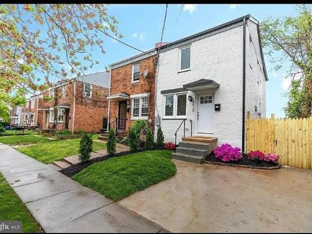 4 bedroom, Washington DC 20019 106112706