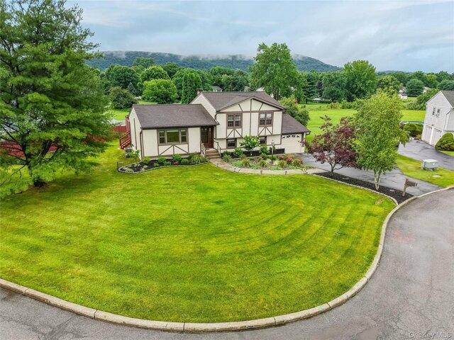 4 bedroom, Washingtonville NY 10992 105293821