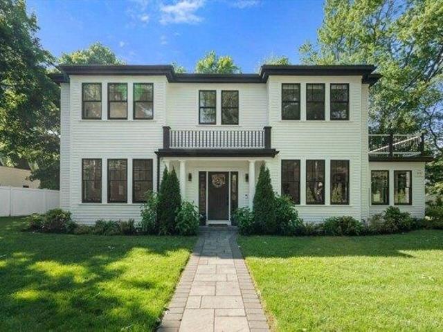 4 bedroom, Wellesley MA 02481 105367949