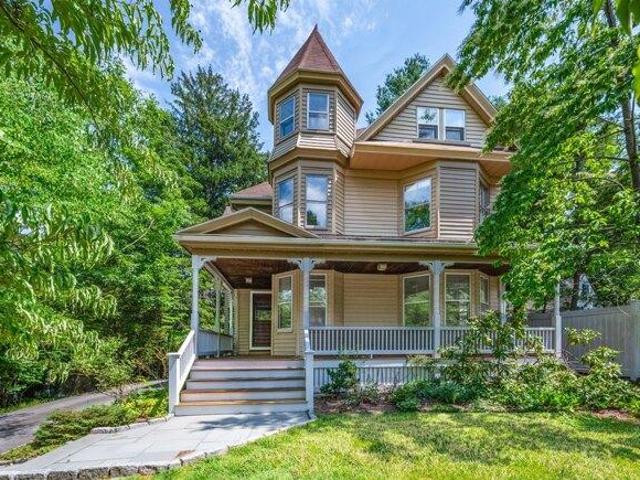 4 bedroom, Wellesley MA 02481 105534671