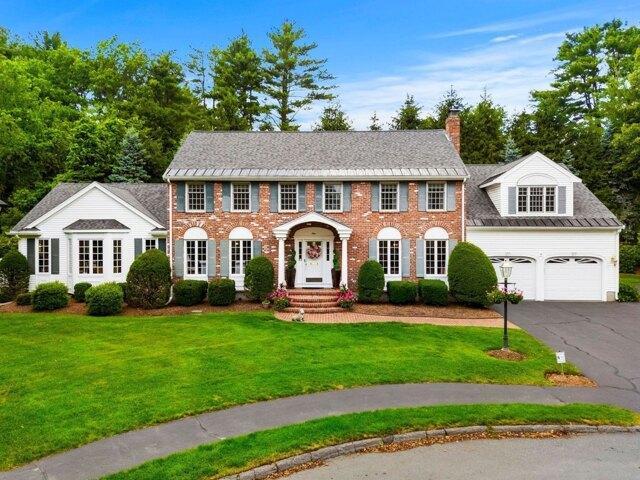4 bedroom, Wellesley MA 02482 105516417