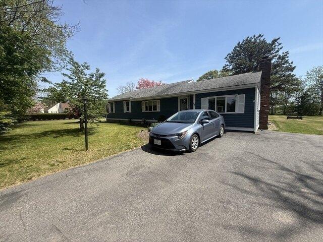 4 bedroom, West Bridgewater MA 02379 105561632