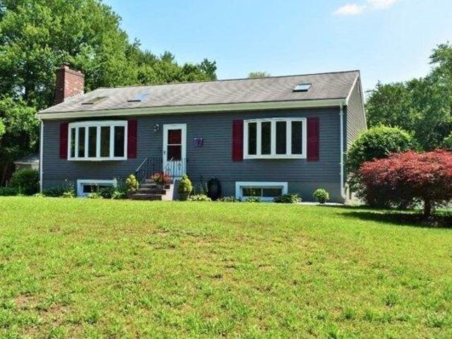 4 bedroom, West Bridgewater MA 02379 105631671