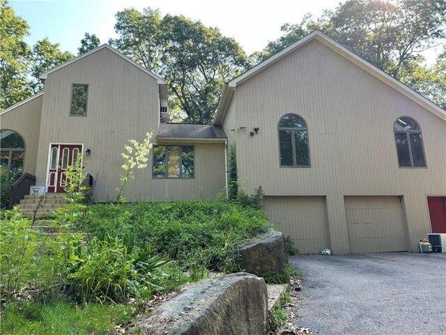 4 bedroom, West Greenwich RI 02817 105652241