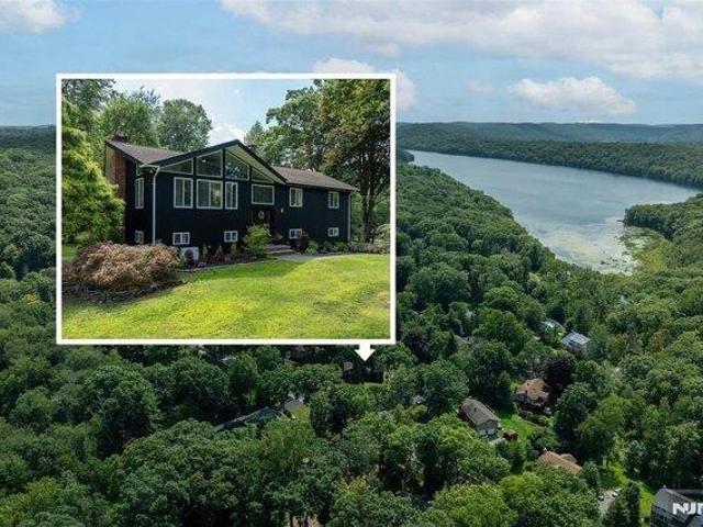 4 bedroom, West Milford NJ 07435 105205133