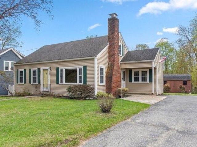 4 bedroom, West Newbury MA 01985 105586961