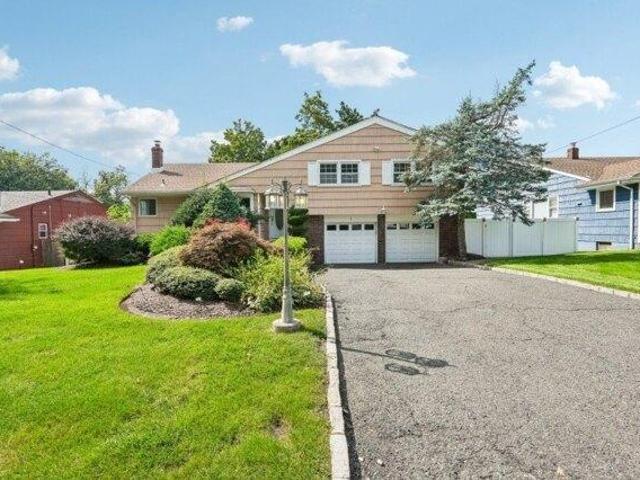 4 bedroom, West Orange NJ 07052 105722068