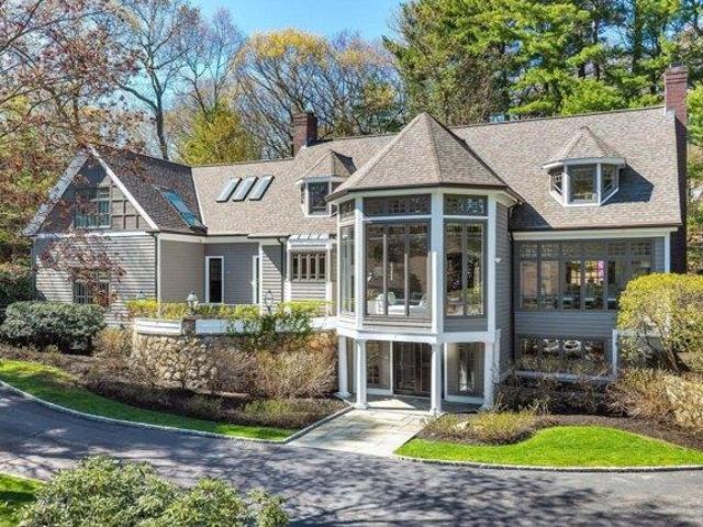 4 bedroom, Weston MA 02493 105558356